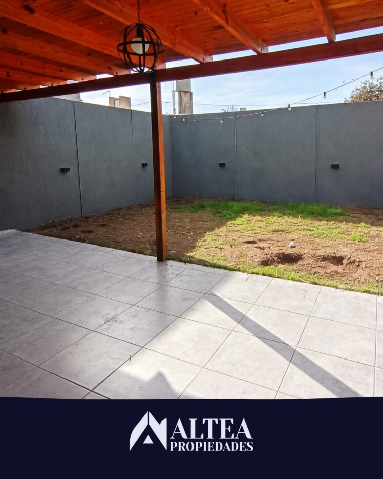 Casa en venta 1 dorm. en Roma 270 - Rio Tercero