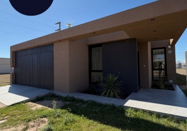 Casa a estrenar de diseño contemporaneo | Detalles pensados para vivirla